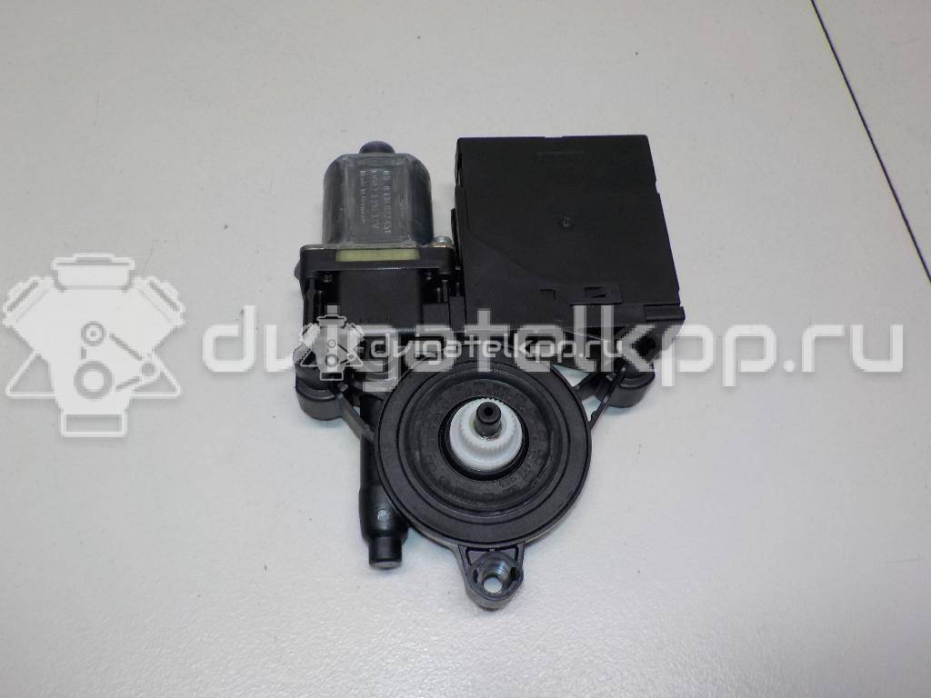 Фото Моторчик стеклоподъемника  3AA959702AZ07 для vw Passat [B7] {forloop.counter}}