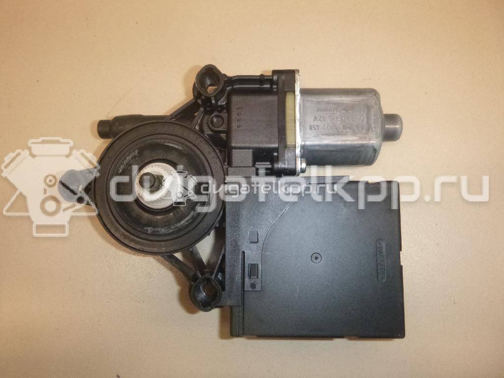 Фото Моторчик стеклоподъемника  3AA959702AZ06 для vw Passat [B7] {forloop.counter}}