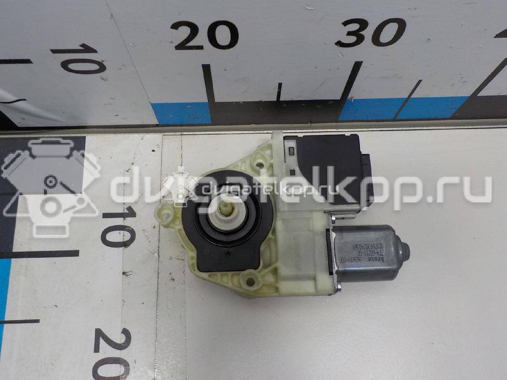 Фото Моторчик стеклоподъемника  3AA959704VW2 для vw Passat [B7] {forloop.counter}}