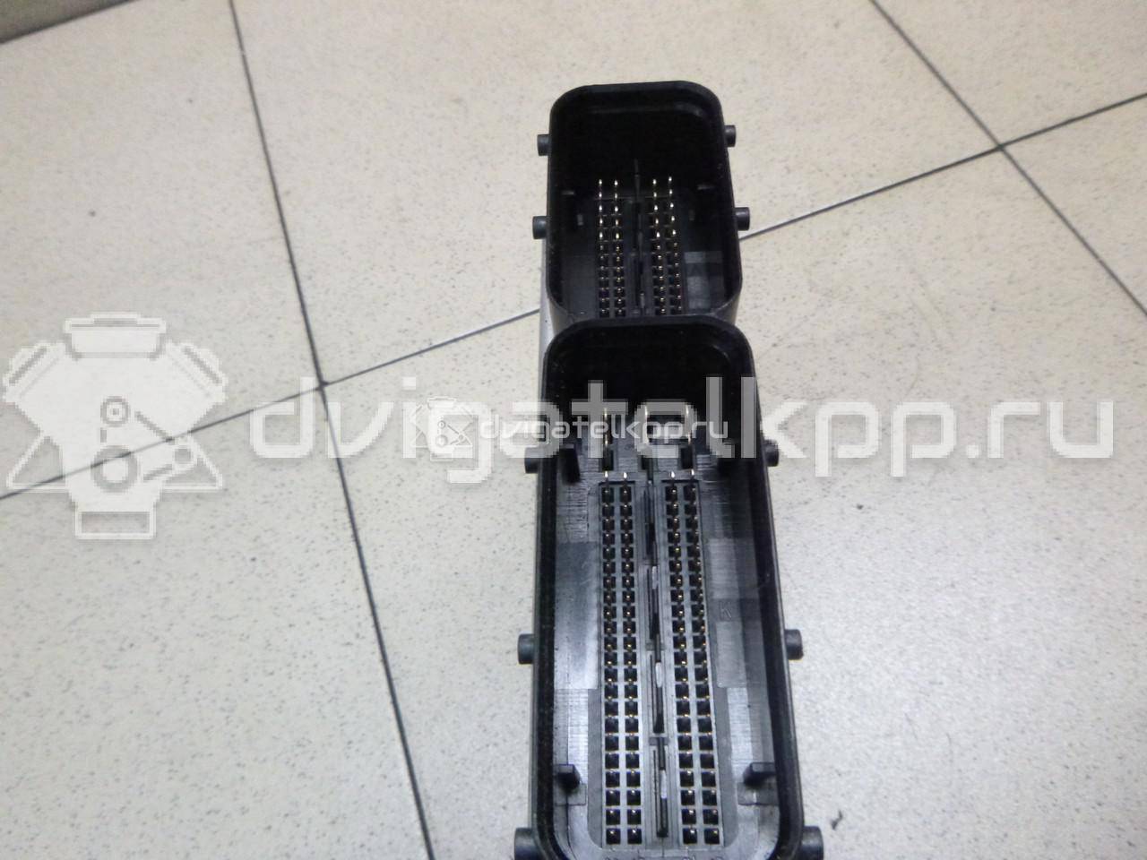 Фото Блок управления двигателем  03L906018RE для vw Passat [B7] {forloop.counter}}