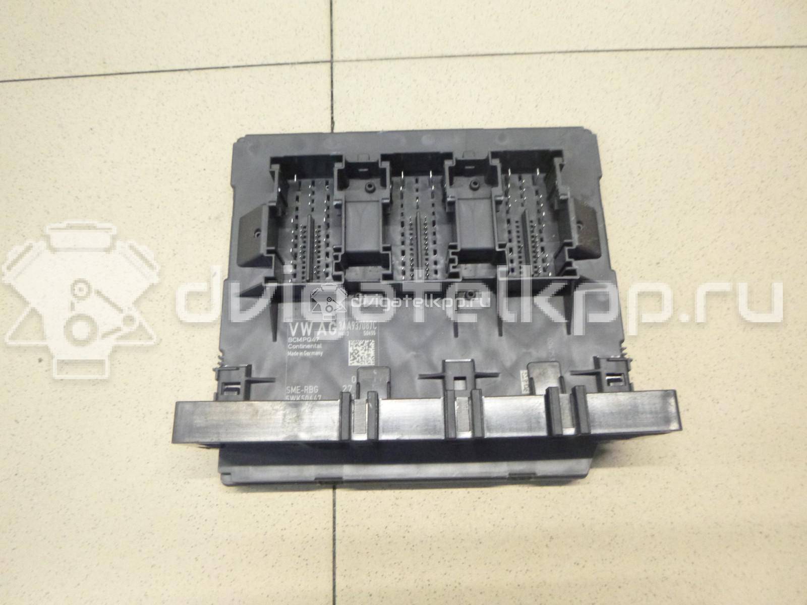 Фото Блок электронный  3AA937087RZ3L для vw Passat [B7] {forloop.counter}}