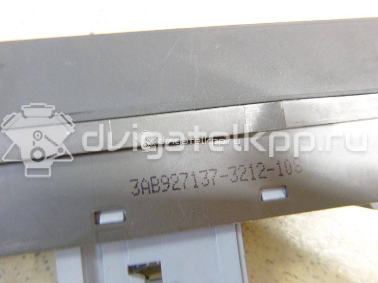 Фото Блок кнопок  3AB927137WHS для vw Passat [B7] {forloop.counter}}