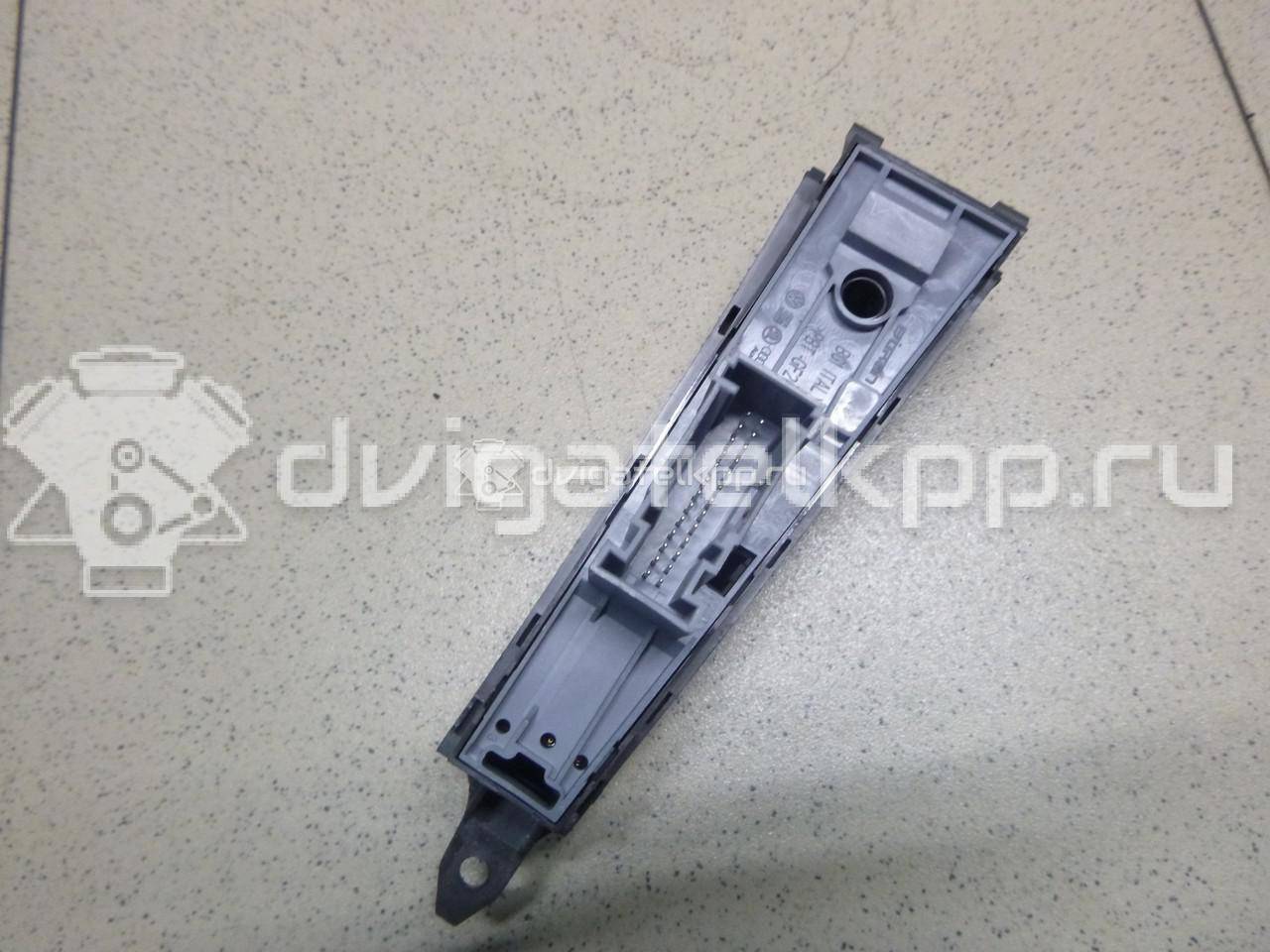 Фото Блок кнопок  3AB927137WHS для vw Passat [B7] {forloop.counter}}