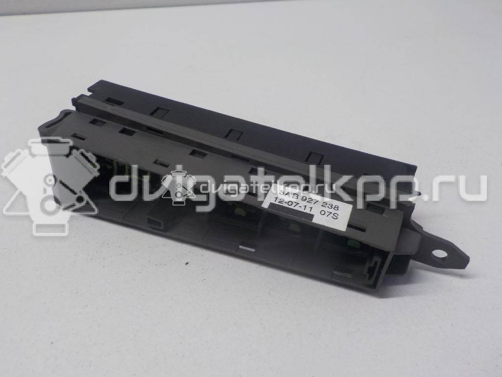 Фото Блок кнопок  3AB927238ATWHS для vw Passat [B7] {forloop.counter}}