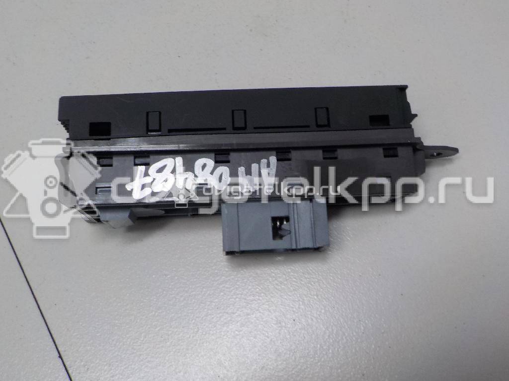 Фото Блок кнопок  3AB927238K для vw Passat [B7] {forloop.counter}}