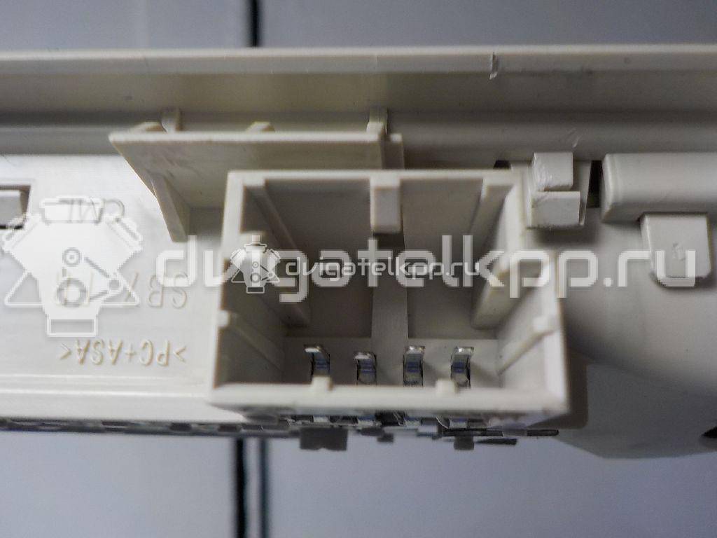 Фото Плафон салонный  5G0947291KNX1 для vw Passat [B8] {forloop.counter}}