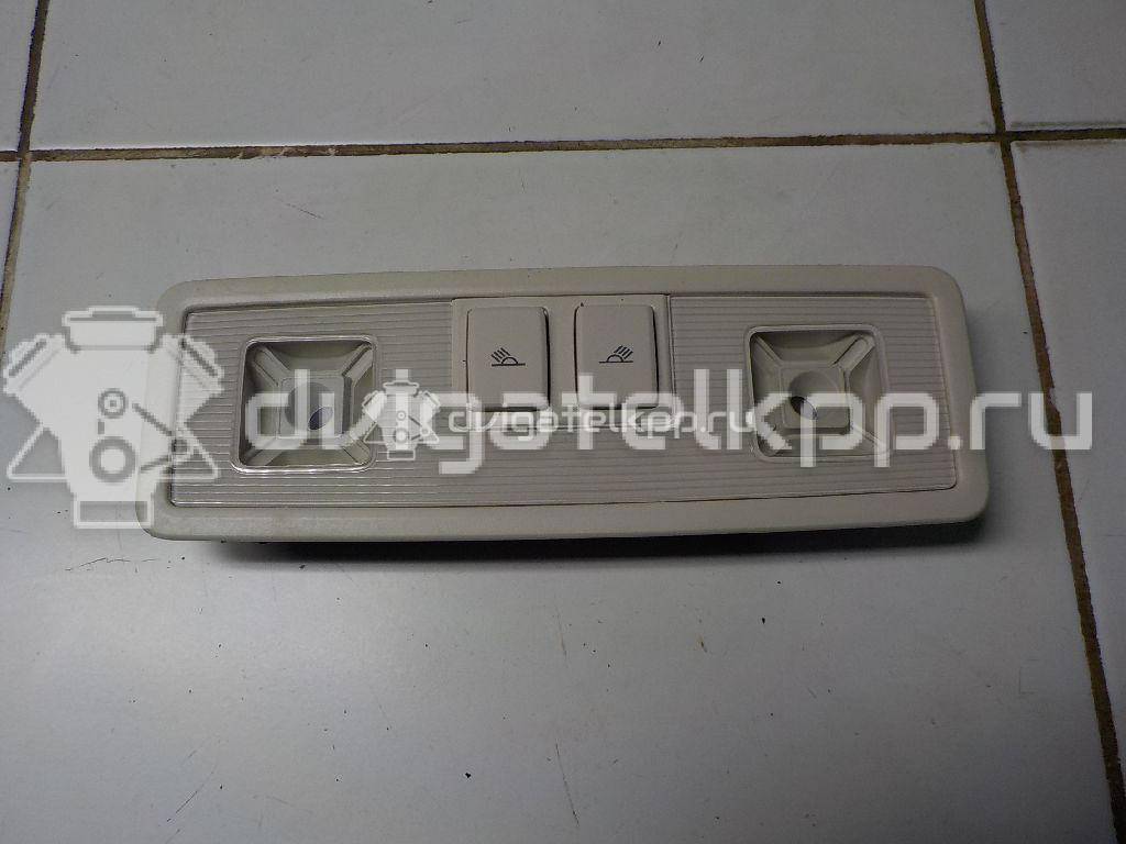 Фото Плафон салонный  5G0947291KNX1 для vw Passat [B8] {forloop.counter}}