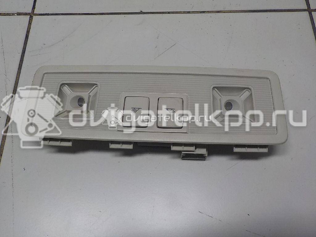 Фото Плафон салонный  5G0947291KNX1 для vw Passat [B8] {forloop.counter}}