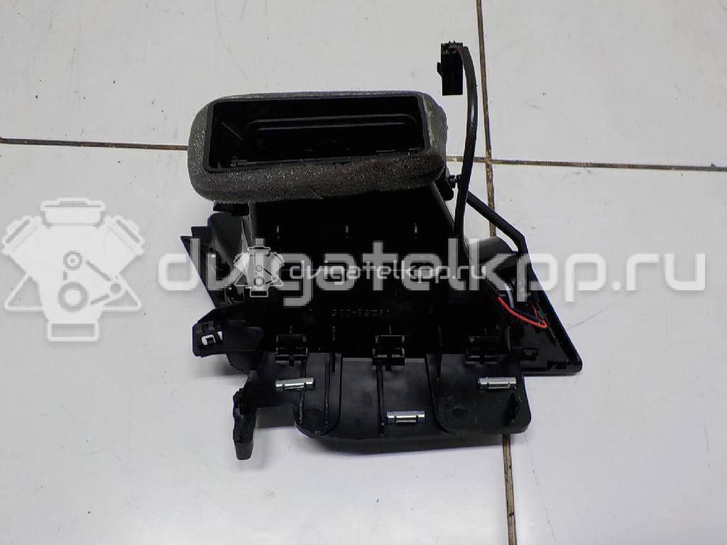 Фото Дефлектор воздушный  3G1819701EGVK для vw Passat [B8] {forloop.counter}}