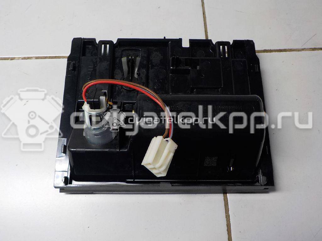 Фото Ящик передней консоли  3G186328482V для vw Passat [B8] {forloop.counter}}
