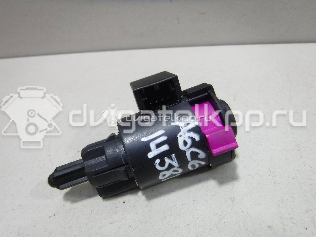 Фото Датчик включения стопсигнала  4F0945459B для Volkswagen Phaeton 3D {forloop.counter}}