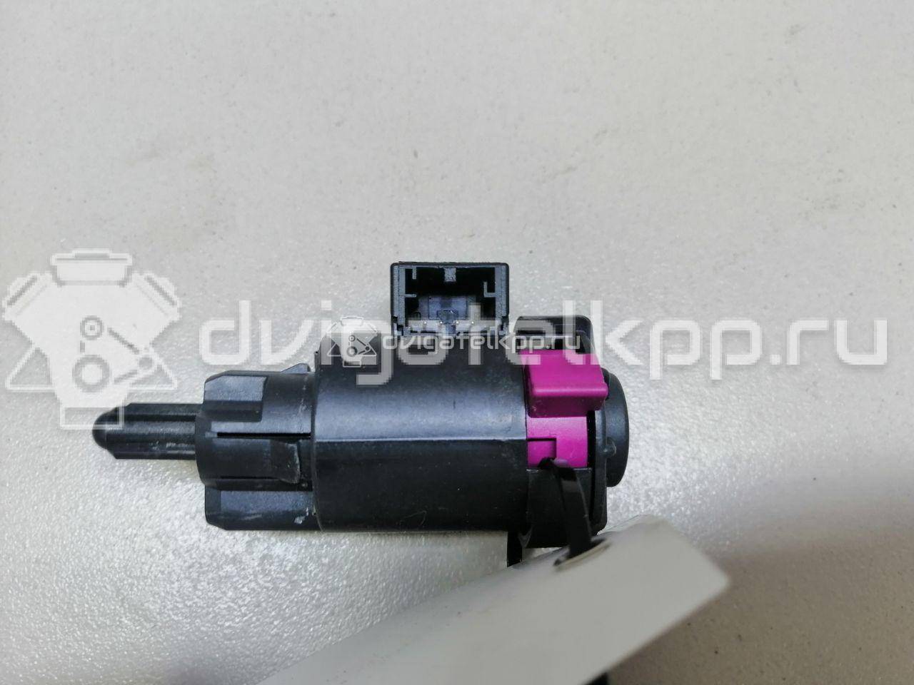 Фото Датчик включения стопсигнала  4F0945459B для Volkswagen Phaeton 3D {forloop.counter}}