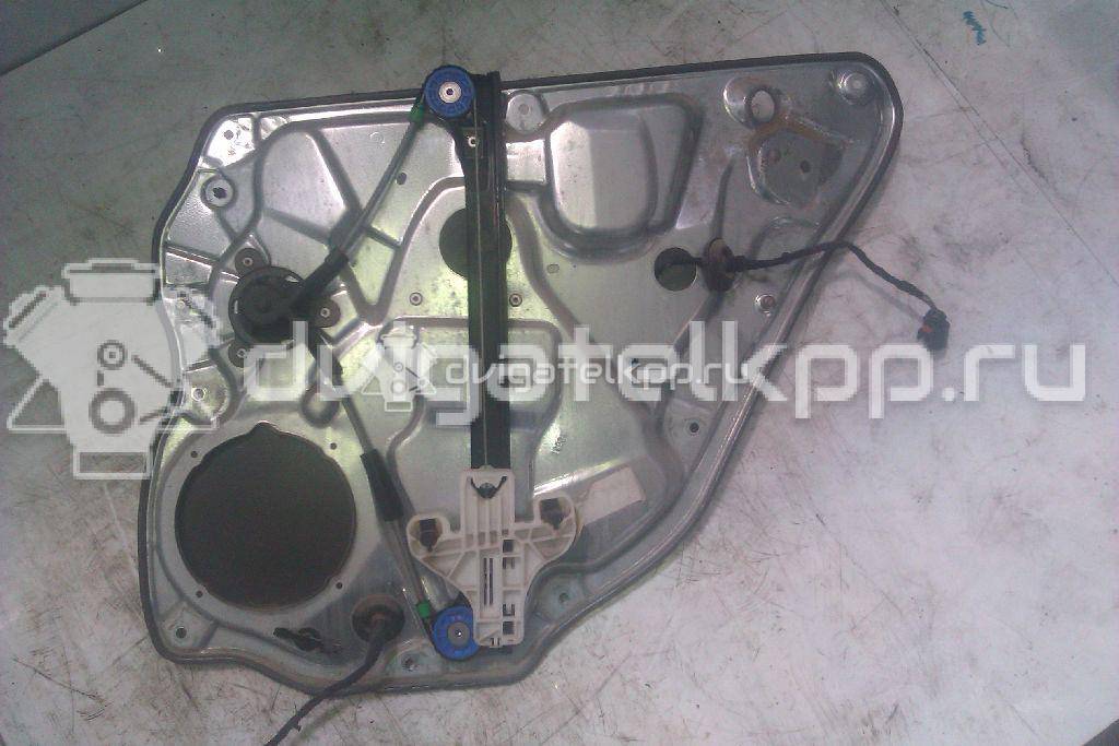 Фото Стеклоподъемник механ. задний левый  6Q4839461D для Volkswagen Polo / Golf {forloop.counter}}