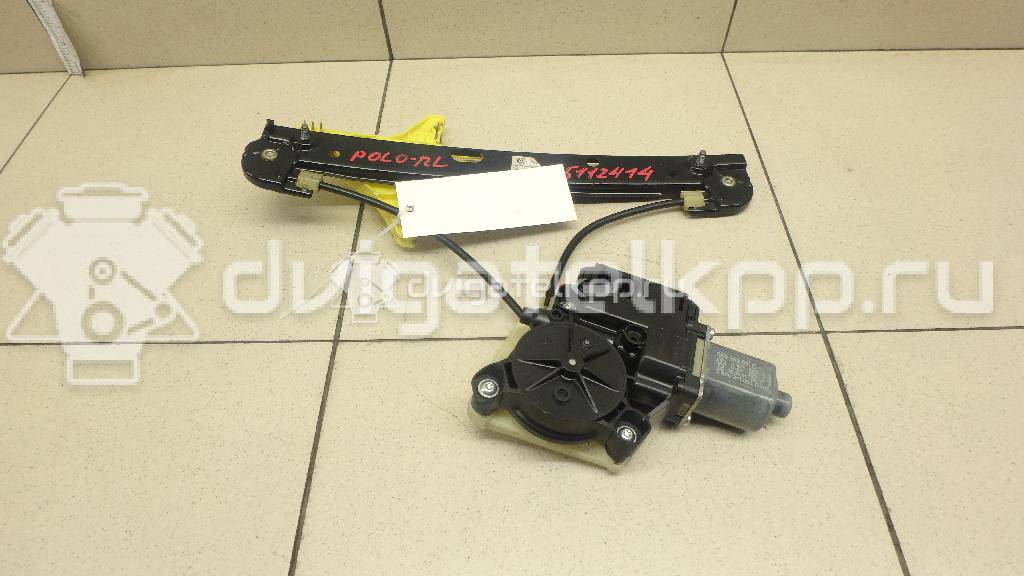Фото Стеклоподъемник электр. задний левый  6R4839461E для Volkswagen Polo / Jetta {forloop.counter}}