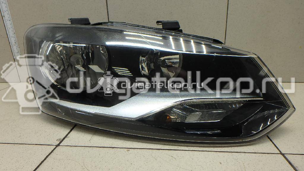 Фото Фара правая  6R2941008E для Volkswagen Polo {forloop.counter}}