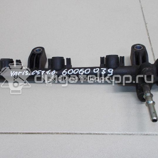 Фото Рейка топливная (рампа) для двигателя 1KR-FE для Subaru / Citroen / Toyota / Daihatsu 68-69 л.с 12V 1.0 л бензин 238140Q010