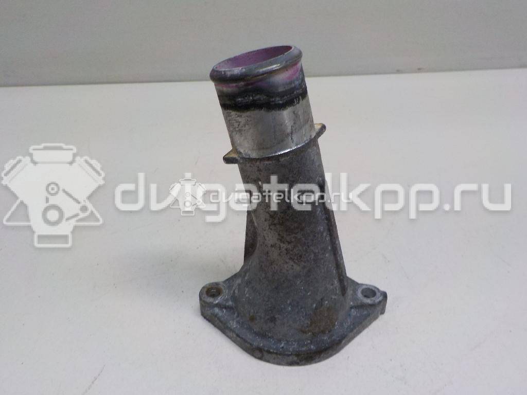 Фото Крышка термостата для двигателя 2AZ-FE для Toyota / Daihatsu / Toyota (Faw) / Toyota (Gac) 152-170 л.с 16V 2.4 л бензин 1632128020 {forloop.counter}}
