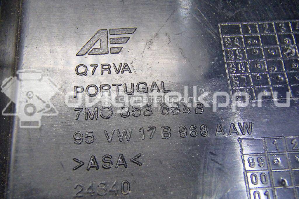 Фото Решетка в бампер правая  7M0853684B01C для Volkswagen Sharan {forloop.counter}}