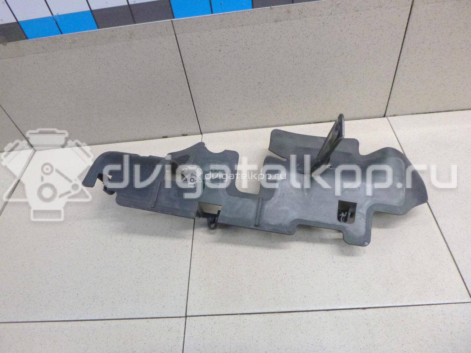 Фото Воздуховод радиатора левый  1K8121283A для vw Scirocco {forloop.counter}}