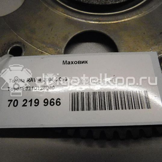 Фото Маховик для двигателя 1AZ-FE для Toyota / Toyota (Gac) / Toyota (Faw) 145-152 л.с 16V 2.0 л бензин 3210128040