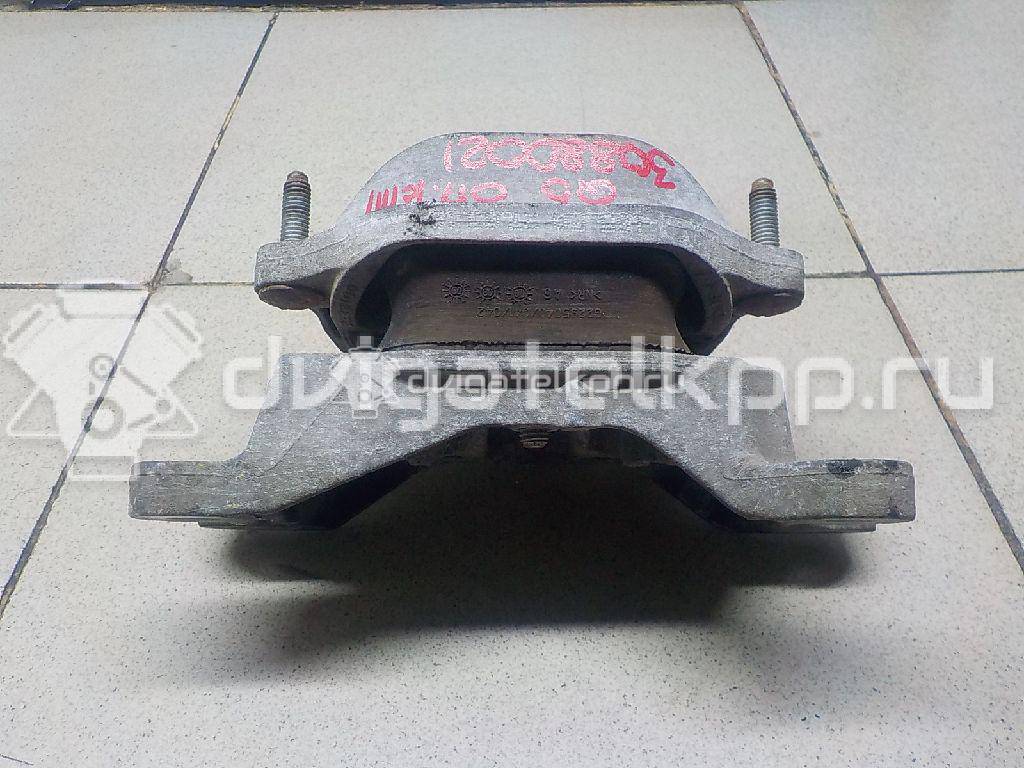 Фото Опора КПП  8K0399151DB для porsche Macan {forloop.counter}}