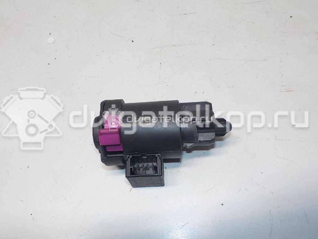 Фото Датчик включения стопсигнала  4F0945459B для porsche Macan {forloop.counter}}