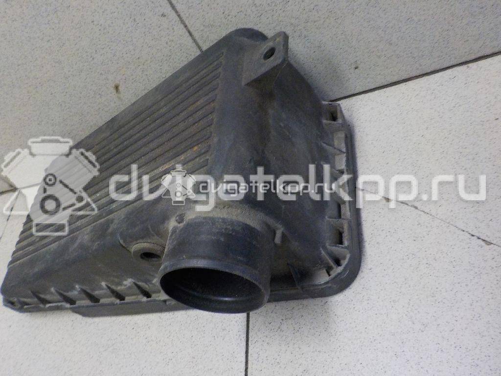 Фото Корпус воздушного фильтра для двигателя 3S-FE для Toyota / Holden 120-136 л.с 16V 2.0 л бензин 1770574290 {forloop.counter}}