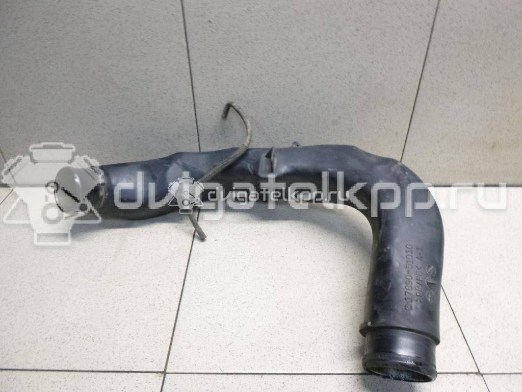 Фото Патрубок интеркулера для двигателя 1VD-FTV для Lexus / Toyota 205-286 л.с 32V 4.5 л Дизельное топливо 1789051010 {forloop.counter}}