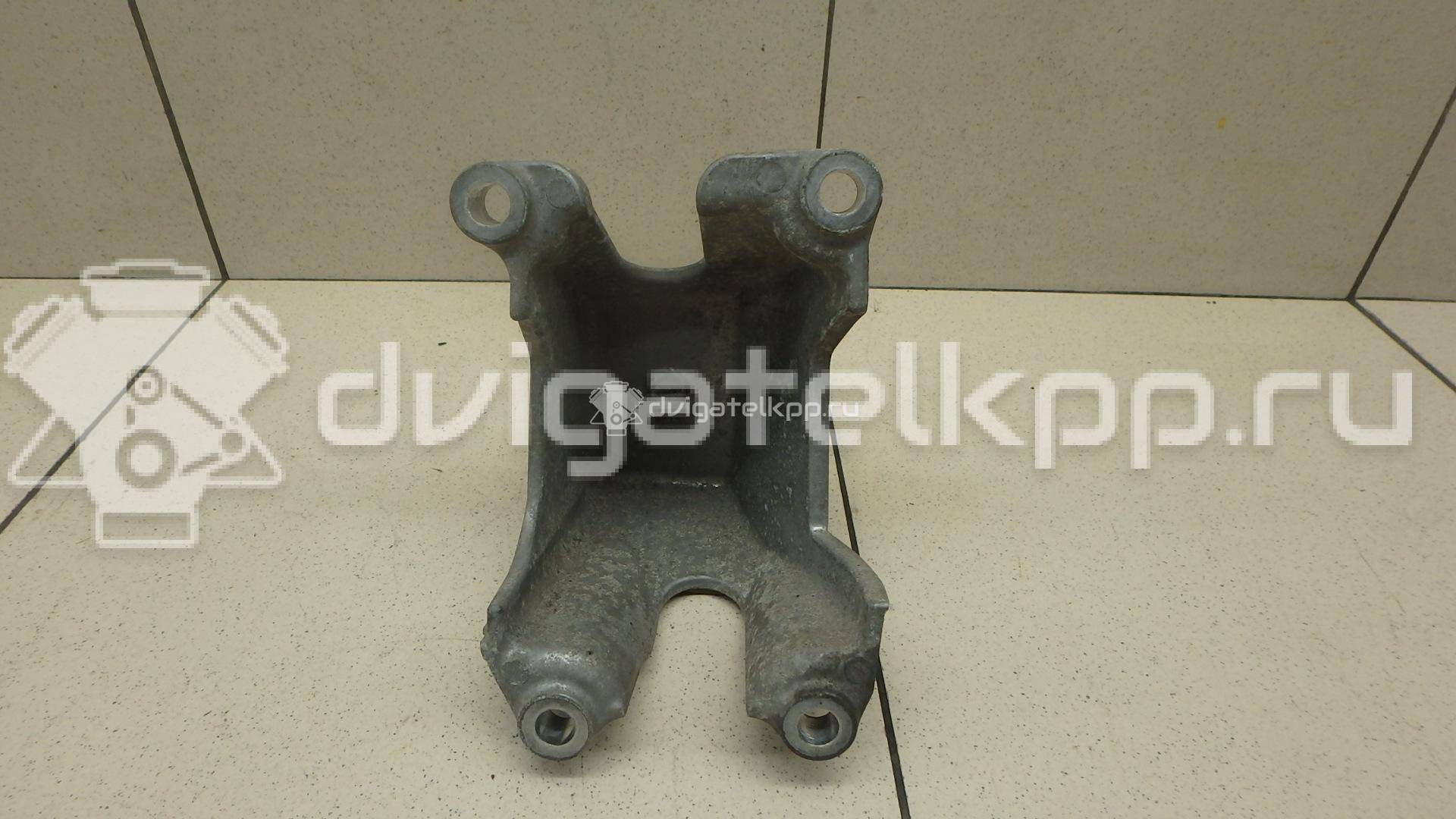 Фото Кронштейн двигателя левый  1165166J00 для suzuki Grand Vitara {forloop.counter}}