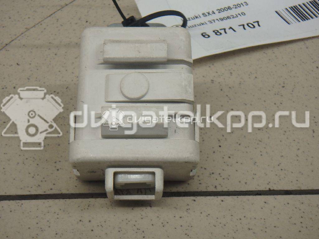 Фото Блок реле  3719062j10 для suzuki Swift {forloop.counter}}