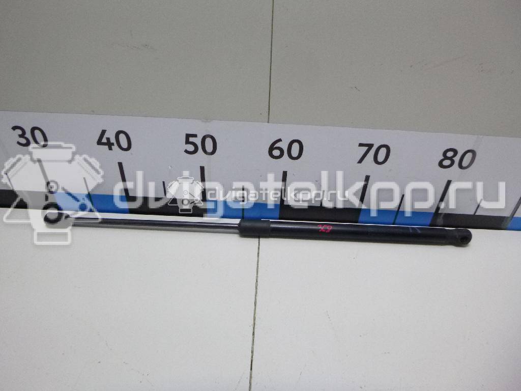 Фото Амортизатор двери багажника  8185068840 для Suzuki Swift {forloop.counter}}