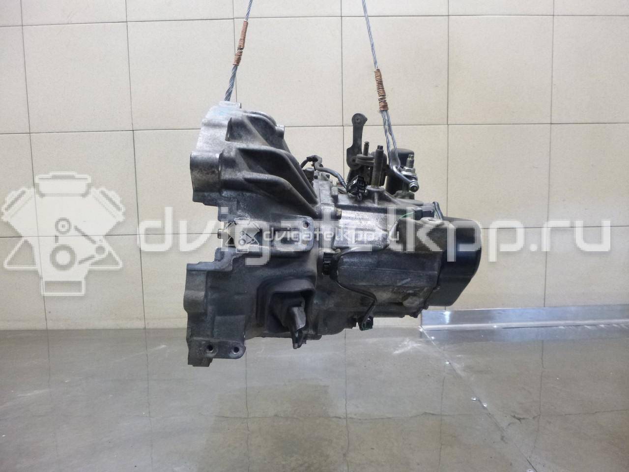Фото Контрактная (б/у) МКПП для Mazda 626 140-148 л.с 16V 2.0 л FE (16V) Супер-бензин (95) неэтилированный {forloop.counter}}