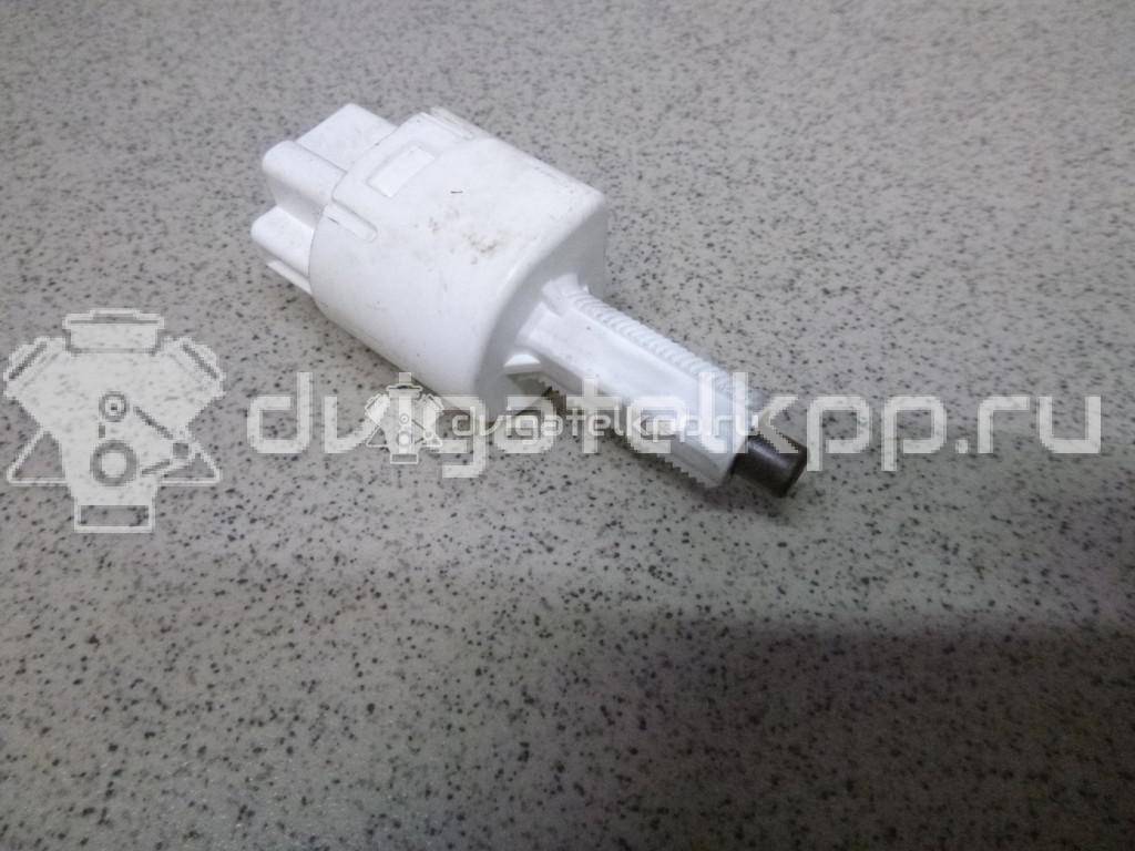 Фото Датчик включения стопсигнала  8434019025 для Toyota Dyna / Iq J1 / Land Cruiser / Hiace / Avensis {forloop.counter}}