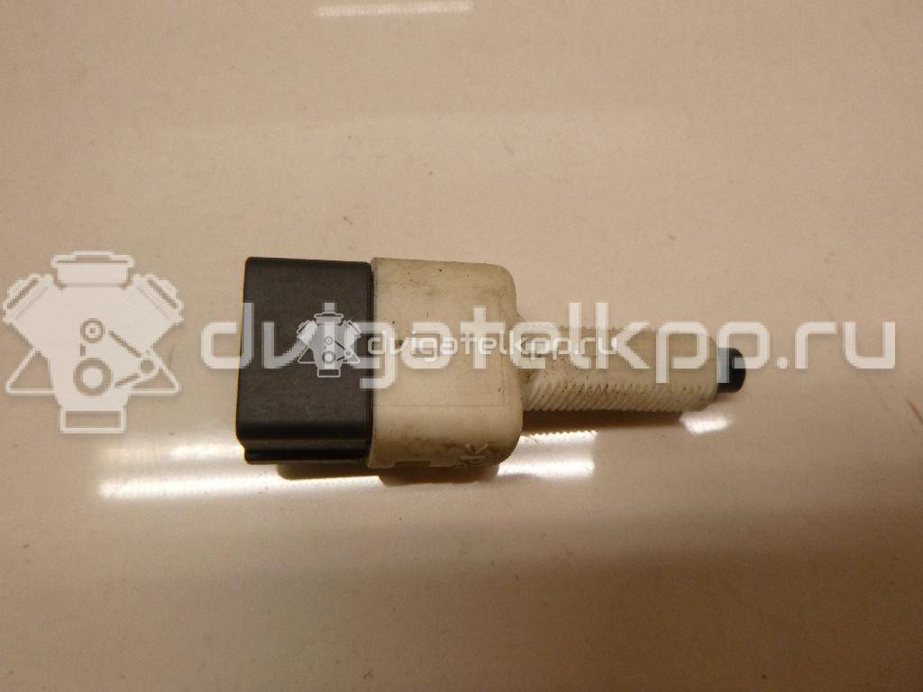 Фото Датчик включения стопсигнала  8434009030 для Toyota Iq J1 / Avensis / Aygo / Corolla / Celica {forloop.counter}}