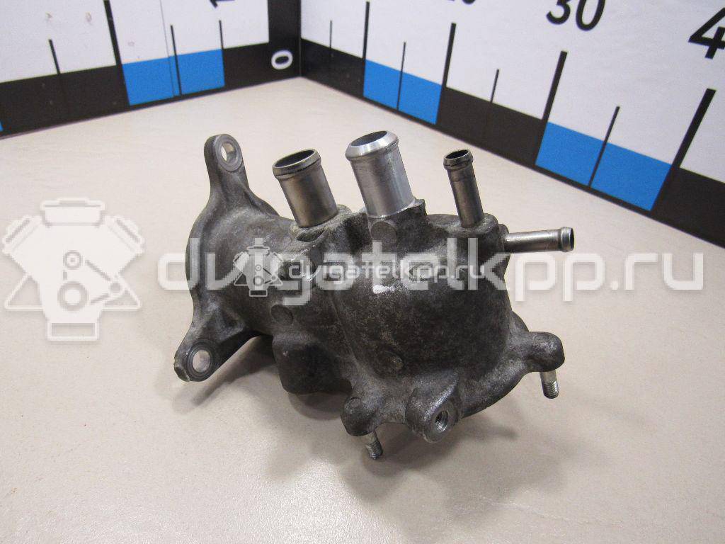 Фото Корпус термостата для двигателя 1UR-FSE для Lexus / Toyota 347-385 л.с 32V 4.6 л бензин 1632338030 {forloop.counter}}