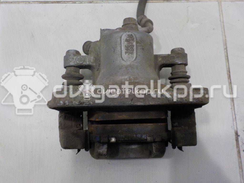 Фото Суппорт тормозной задний правый  4783042080 для Toyota Rav 4 {forloop.counter}}
