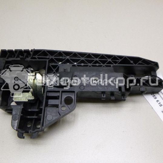 Фото Кронштейн ручки  8T0837885B для audi A1