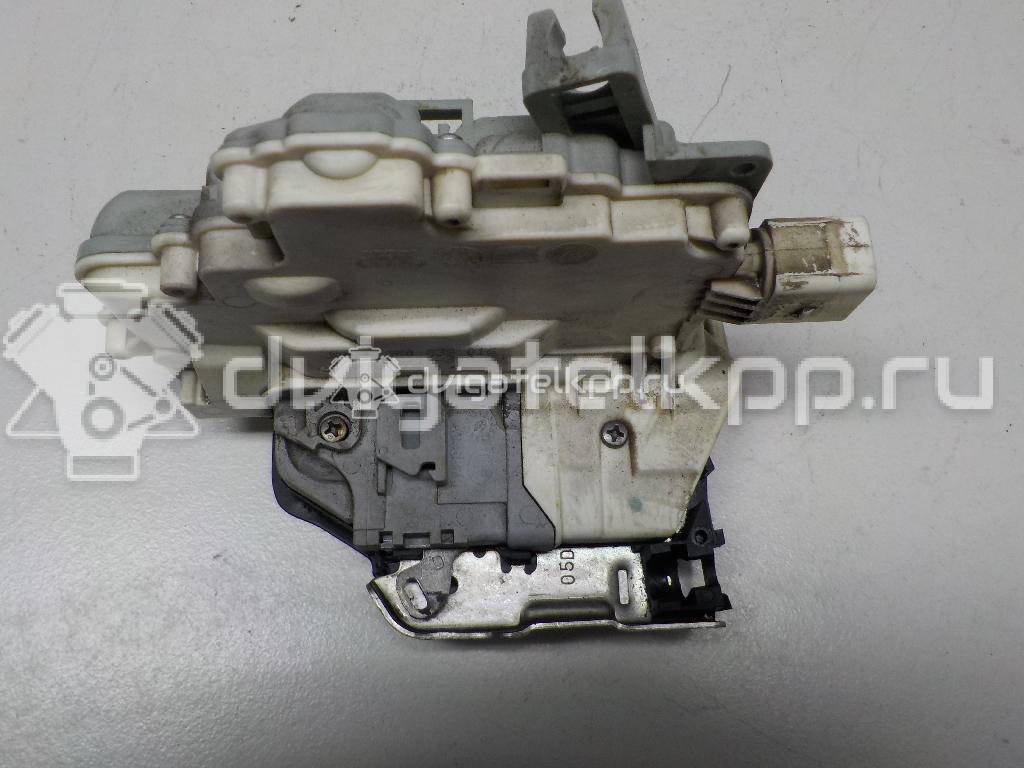 Фото Замок двери задней правой  8K0839016 для Audi A4 {forloop.counter}}