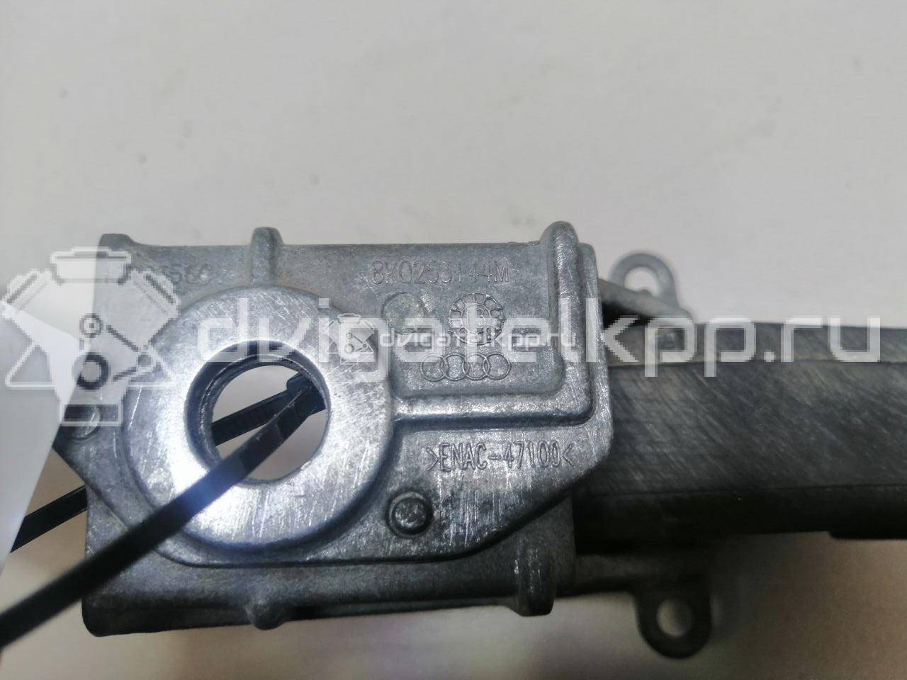 Фото Кронштейн глушителя  8K0253144M для Audi A4 / A6 / A5 / A8 / A7 Sportback 4Ga, 4Gf {forloop.counter}}