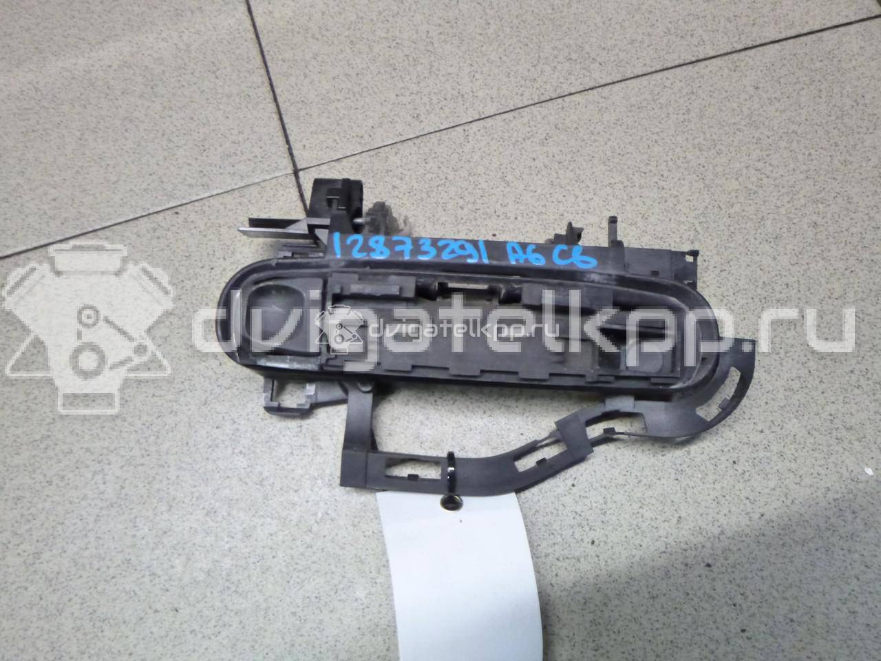 Фото Ручка двери наружная правая  4f0837208b для Audi A6 {forloop.counter}}