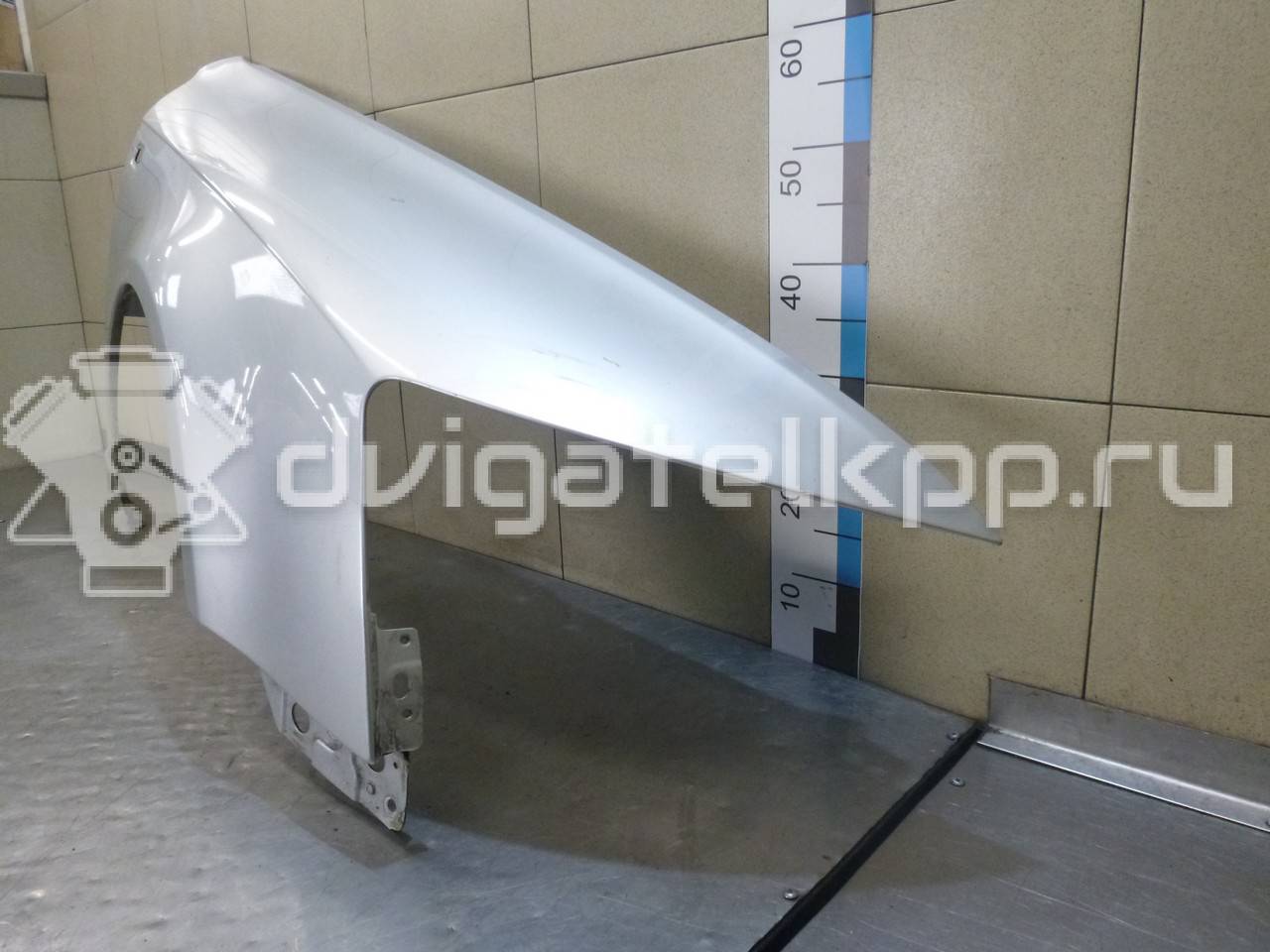 Фото Крыло переднее правое  4F0821104A для Audi A6 {forloop.counter}}