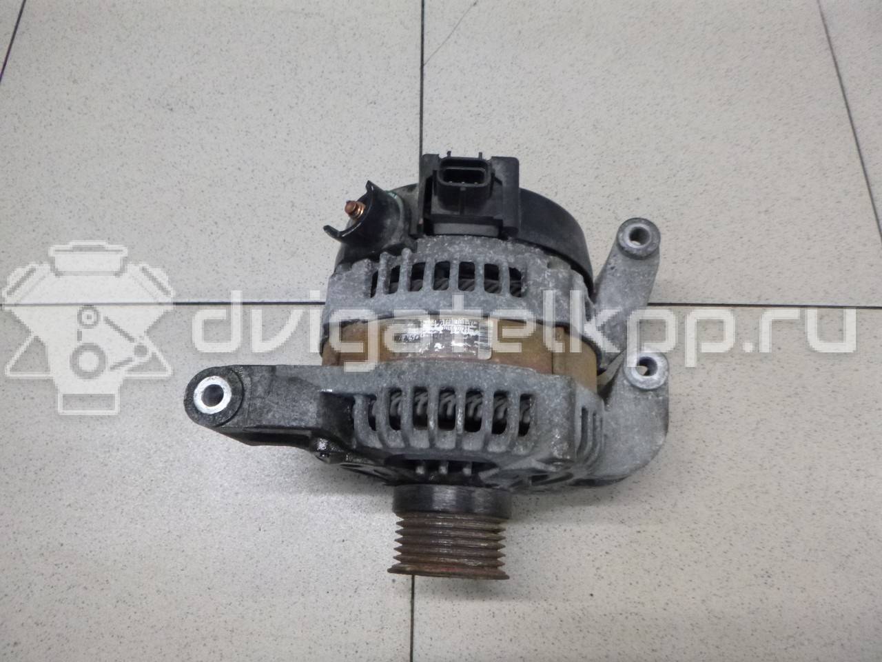 Фото Генератор  3M5T10300VC для Ford Fiesta / Focus / Tourneo / C-Max / Galaxy {forloop.counter}}