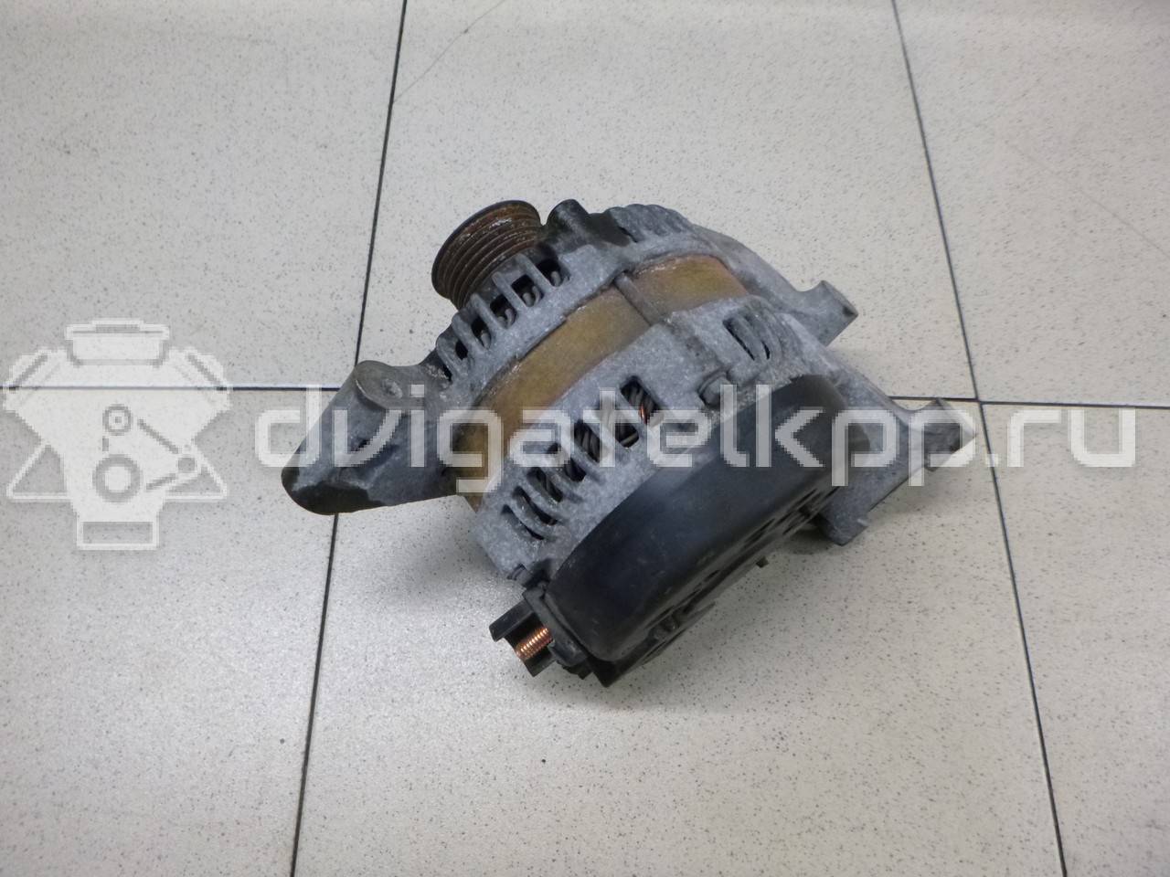 Фото Генератор  3M5T10300VC для Ford Fiesta / Focus / Tourneo / C-Max / Galaxy {forloop.counter}}