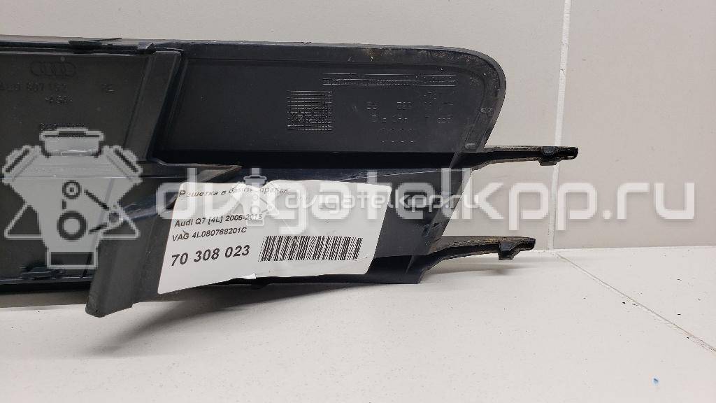 Фото Решетка в бампер правая  4L080768201C для Audi Q7 {forloop.counter}}