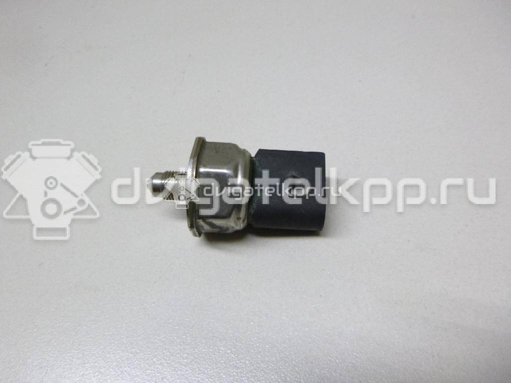 Фото Датчик давления топлива  13537537319 для Bmw 3 / 5 / 6 / 1 / 7 {forloop.counter}}