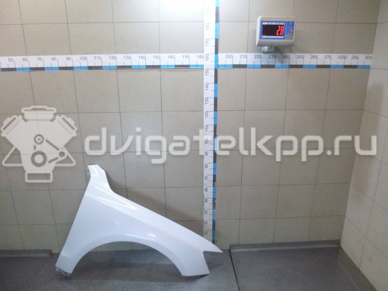 Фото Крыло переднее правое  8R0821106A для Audi Q5 {forloop.counter}}