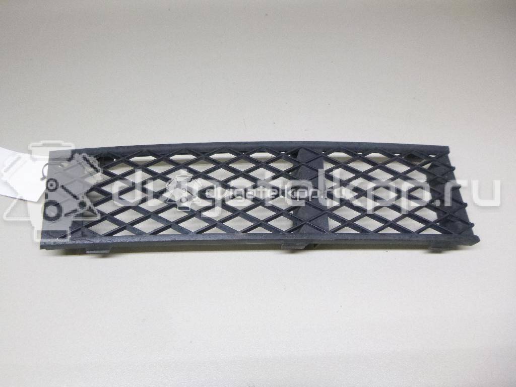 Фото Решетка в бампер правая  51117184150 для Bmw 7 {forloop.counter}}