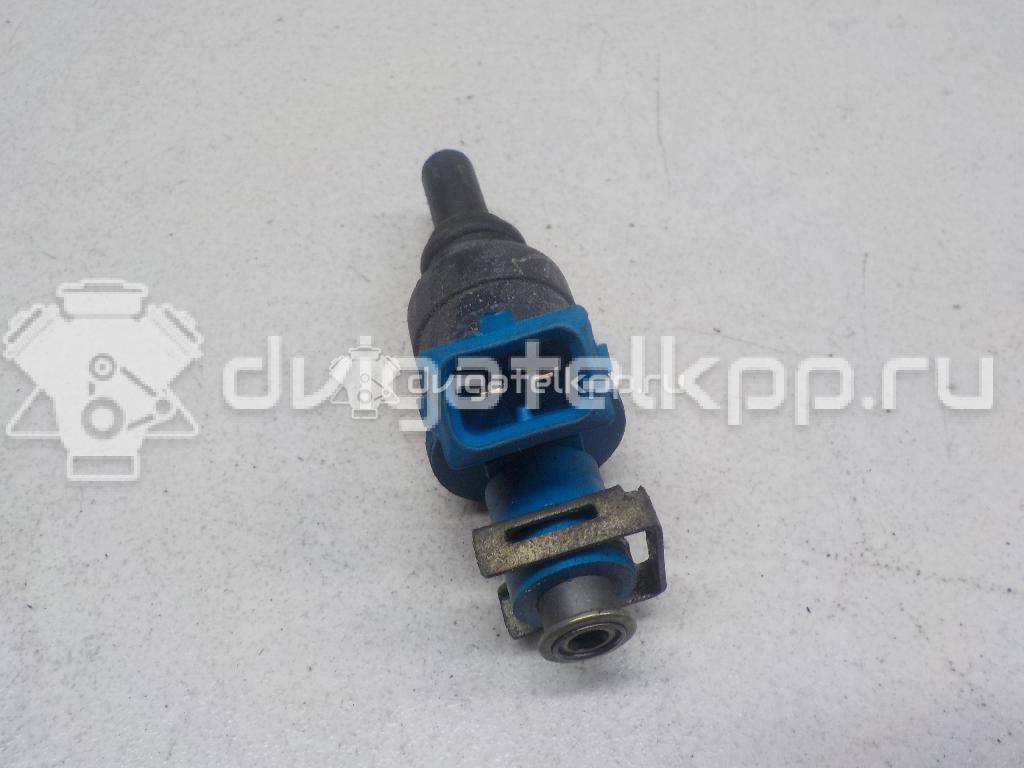 Фото Форсунка инжекторная электрическая для двигателя APT для Audi A4 125 л.с 20V 1.8 л бензин 058133551F {forloop.counter}}