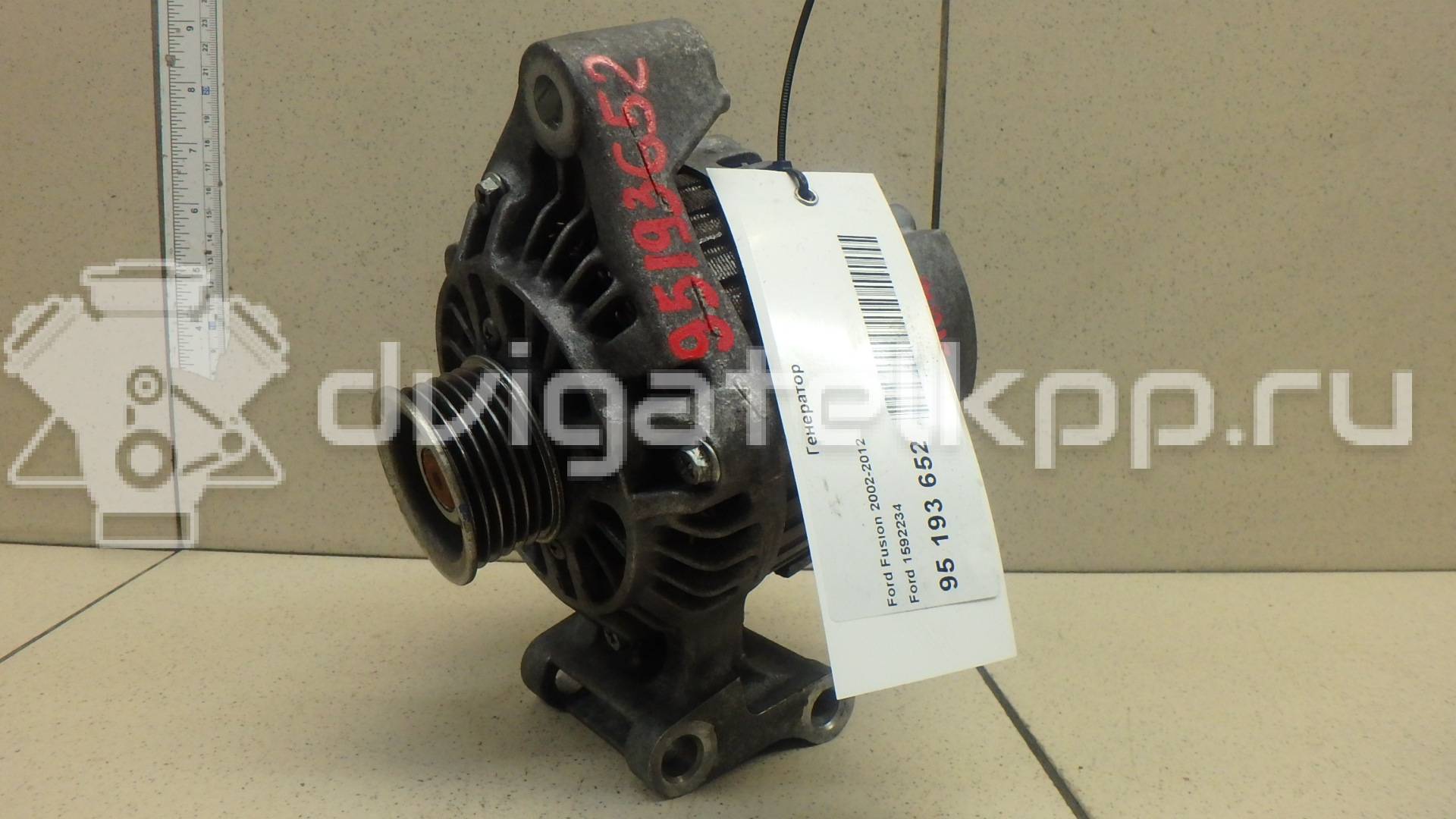 Фото Генератор  1592234 для Ford Fiesta / Focus / C-Max / Ka / Fusion Ju {forloop.counter}}