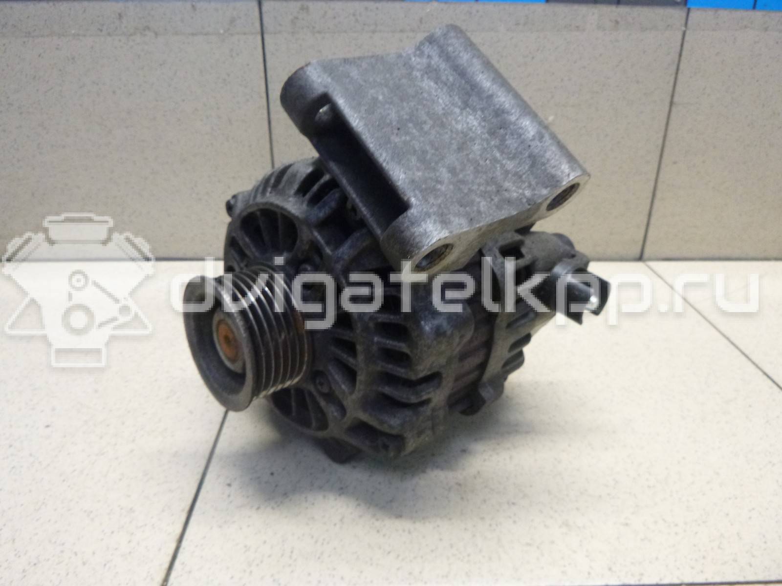 Фото Генератор  1592234 для Ford Fiesta / Focus / C-Max / Ka / Fusion Ju {forloop.counter}}